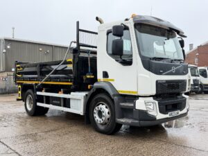 Thompsons 18T Tipper Lorry – KR23 LNX